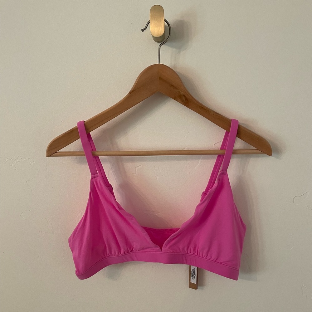 SKIMS Fits Everybody Triangle Bralette, Neon Orchid, XL